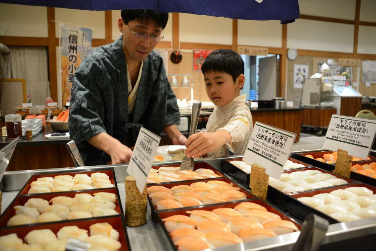 Kurobe Kanko Hotel Оматі Екстер'єр фото