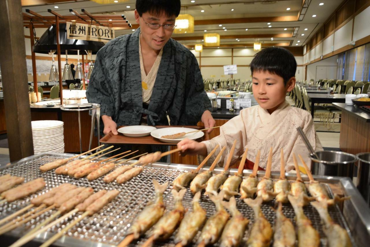 Kurobe Kanko Hotel Оматі Екстер'єр фото