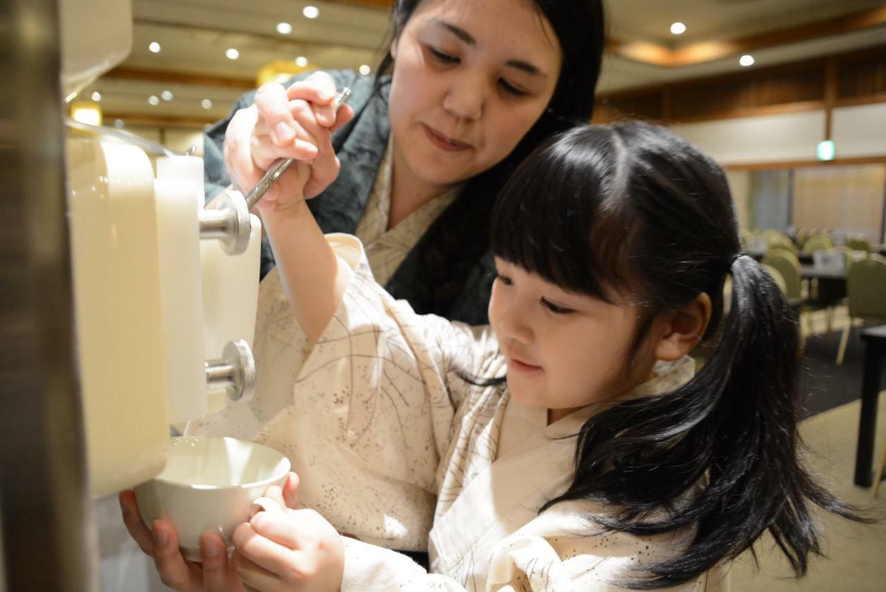Kurobe Kanko Hotel Оматі Екстер'єр фото