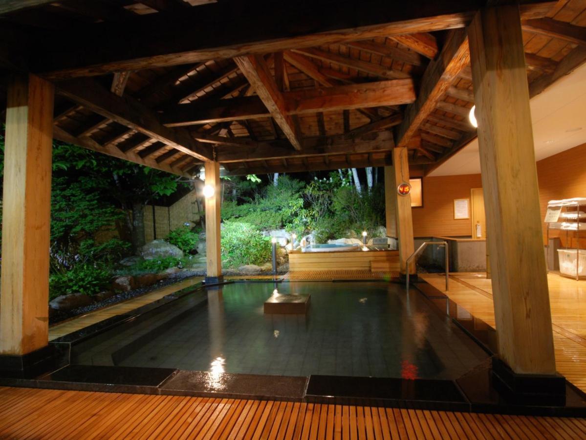 Kurobe Kanko Hotel Оматі Екстер'єр фото