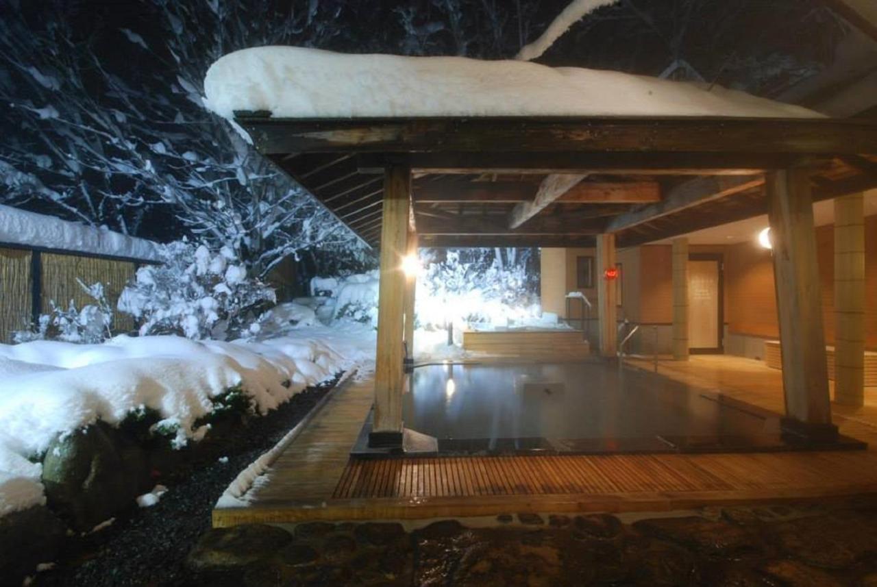 Kurobe Kanko Hotel Оматі Екстер'єр фото